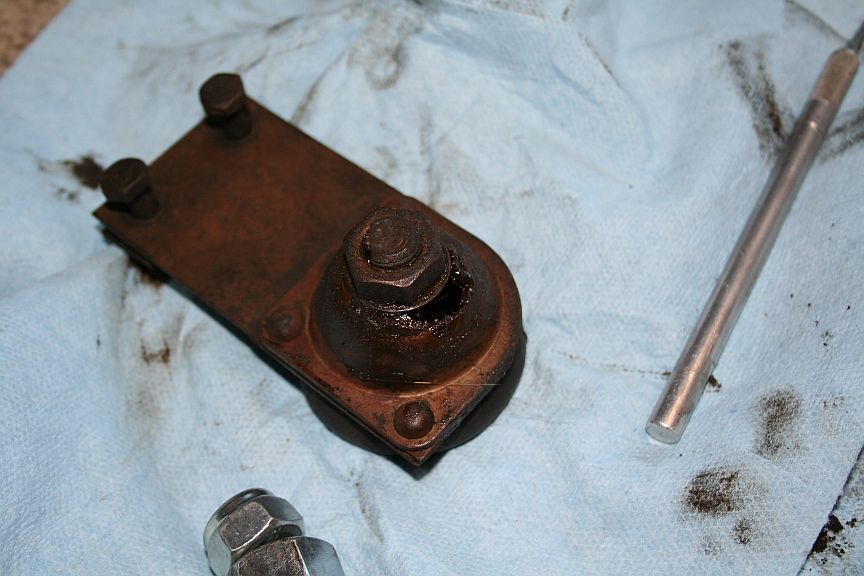 How I fixed my broken clutch bell crank and "support bracket" 1963 Avanti